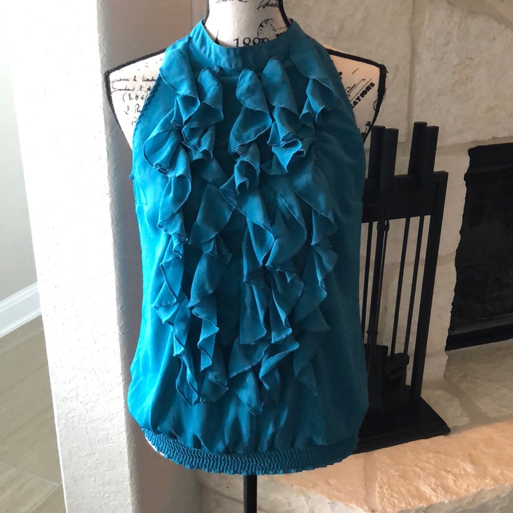Mossimo ruffle sleeveless blouse